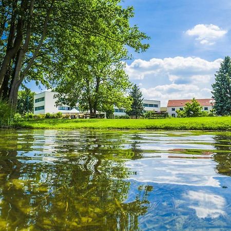 Seepark Hotel Am Wandlitzsee المظهر الخارجي الصورة